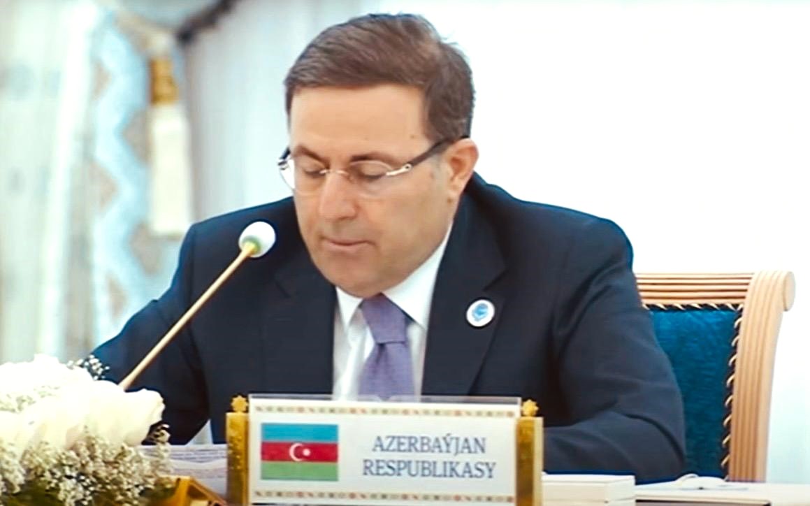 Səfir Qismət Gözəlov Arkadağ şəhərində keçirilən İƏT üzv Dövlətlərin Davamlı İnkişaf üzrə Birinci Nazirlər Forumunda ölkəmizi təmsil etmişdir Xeber basligi