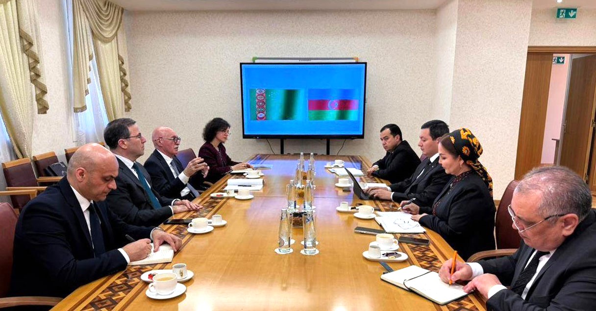 Firudin Gurbanov held a meeting with the Deputy Ministers of Education of Turkmenistan Xeber basligi