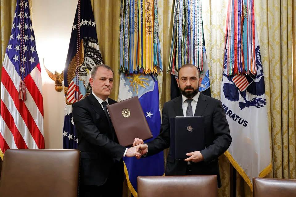 news banner image Desktop